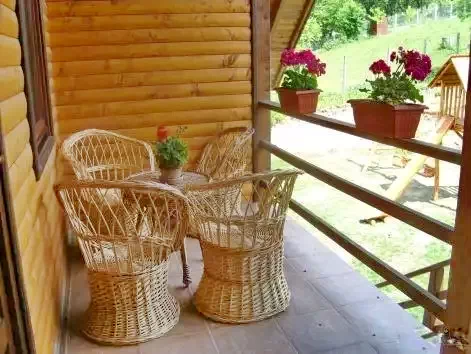 Cazare Bisericani - Casa la cheie Laura** | Székelyszentlélek - Laura Kulcsosház**. Imaginea poate fi supusă drepturilor de autor. Se recomandă contactarea titularului drepturilor.