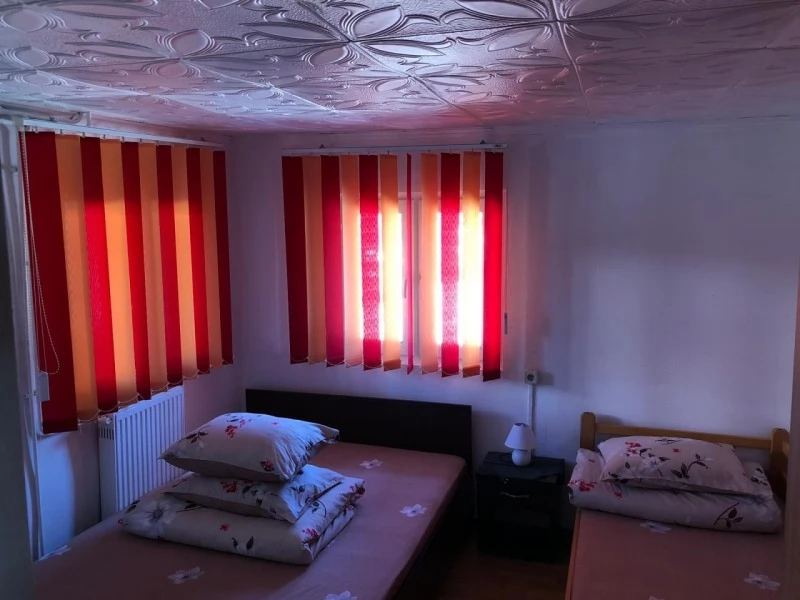 Sovata Cazare | Pensiune (K0117-12) Imaginea poate fi supusă drepturilor de autor. Se recomandă contactarea titularului drepturilor.