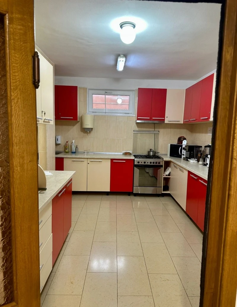 Sânmartin Cazare | Motel (K0702-7) Imaginea poate fi supusă drepturilor de autor. Se recomandă contactarea titularului drepturilor.