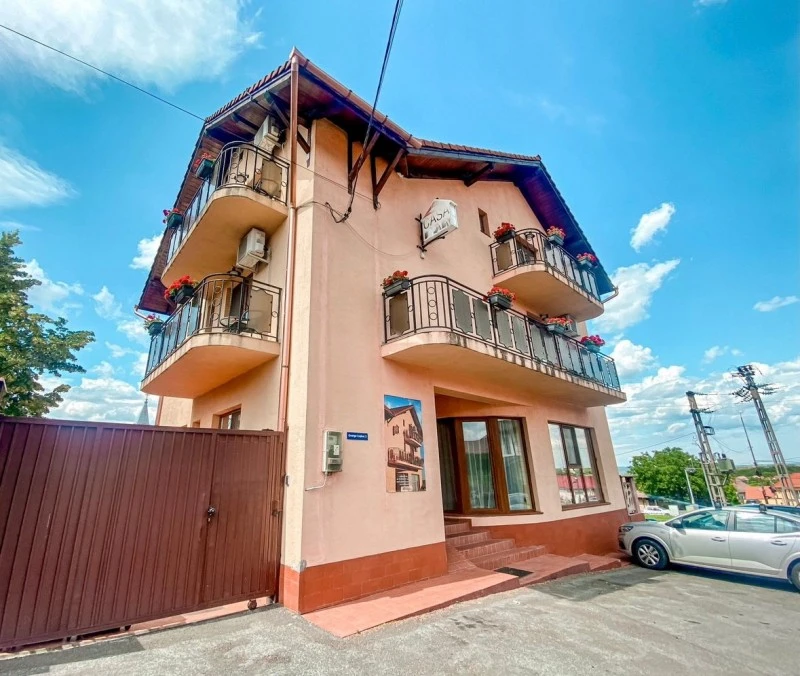 Sânmartin Cazare | Motel (K0702-13) Imaginea poate fi supusă drepturilor de autor. Se recomandă contactarea titularului drepturilor.