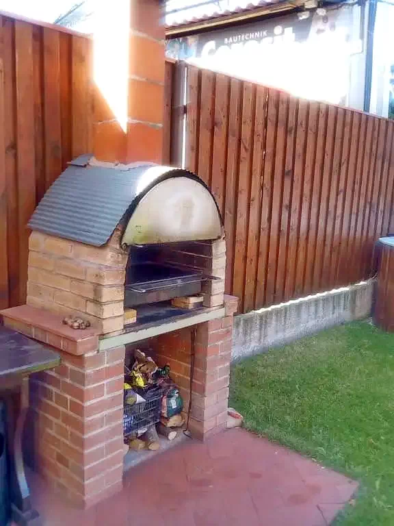 Váradszentmárton Szállás | Panzió (K0702-23) A kép szerzői jogvédelem alatt állhat. Javasolt a kapcsolatfelvétel a jog tulajdonossal. Váradszentmárton Szállás | Panzió (K0702-23) A kép szerzői jogvédelem alatt állhat. Javasolt a kapcsolatfelvétel a jog tulajdonossal.