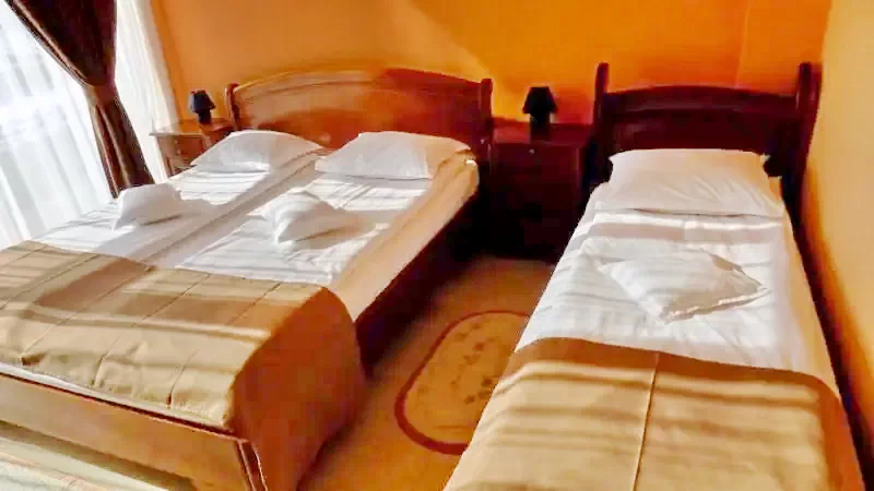 Sânmartin Cazare | Pensiune (K0702-27) Imaginea poate fi supusă drepturilor de autor. Se recomandă contactarea titularului drepturilor.