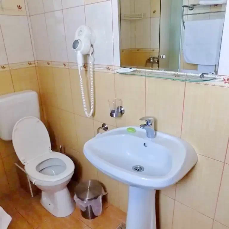 Váradszentmárton Szállás | Motel (K0702-38) A kép szerzői jogvédelem alatt állhat. Javasolt a kapcsolatfelvétel a jog tulajdonossal.