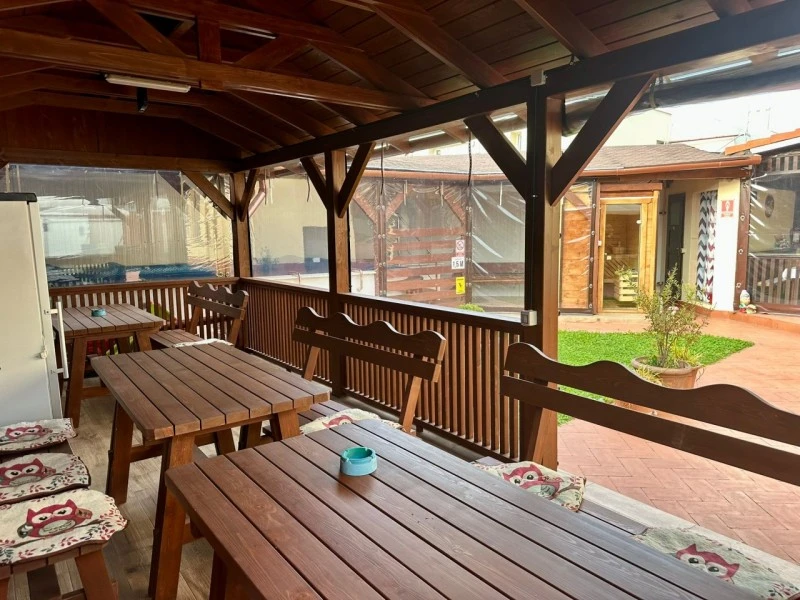 Sânmartin Cazare | Motel (K0702-54) Imaginea poate fi supusă drepturilor de autor. Se recomandă contactarea titularului drepturilor.