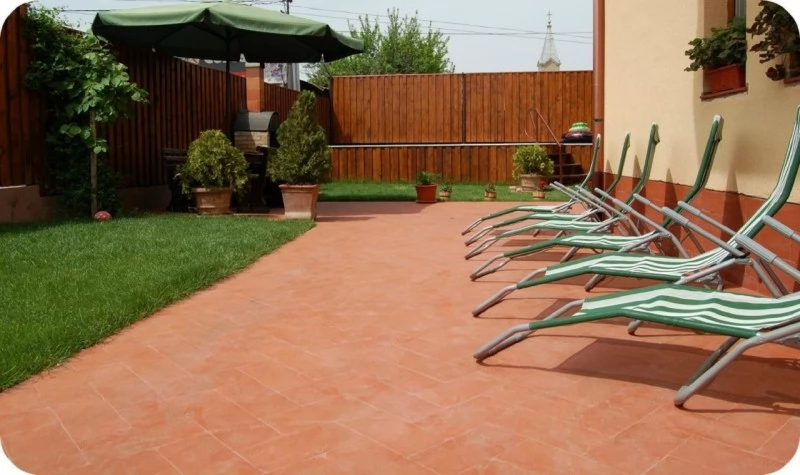 Sânmartin Cazare | Motel (K0702-58) Imaginea poate fi supusă drepturilor de autor. Se recomandă contactarea titularului drepturilor.