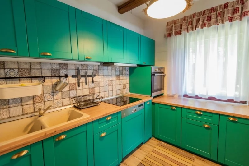 Harghita Madaras Cazare | Cabană (K1285-2) Imaginea poate fi supusă drepturilor de autor. Se recomandă contactarea titularului drepturilor. Harghita Madaras Cazare | Cabană (K1285-2) Imaginea poate fi supusă drepturilor de autor. Se recomandă contactarea titularului drepturilor.