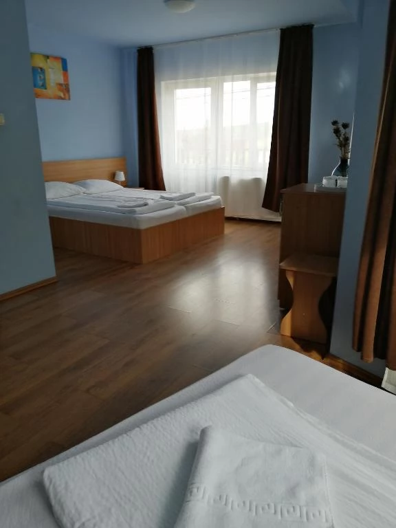 Sâmbăta de Sus Cazare | Pensiune (K0737-30) Imaginea poate fi supusă drepturilor de autor. Se recomandă contactarea titularului drepturilor. Sâmbăta de Sus Cazare | Pensiune (K0737-30) Imaginea poate fi supusă drepturilor de autor. Se recomandă contactarea titularului drepturilor.