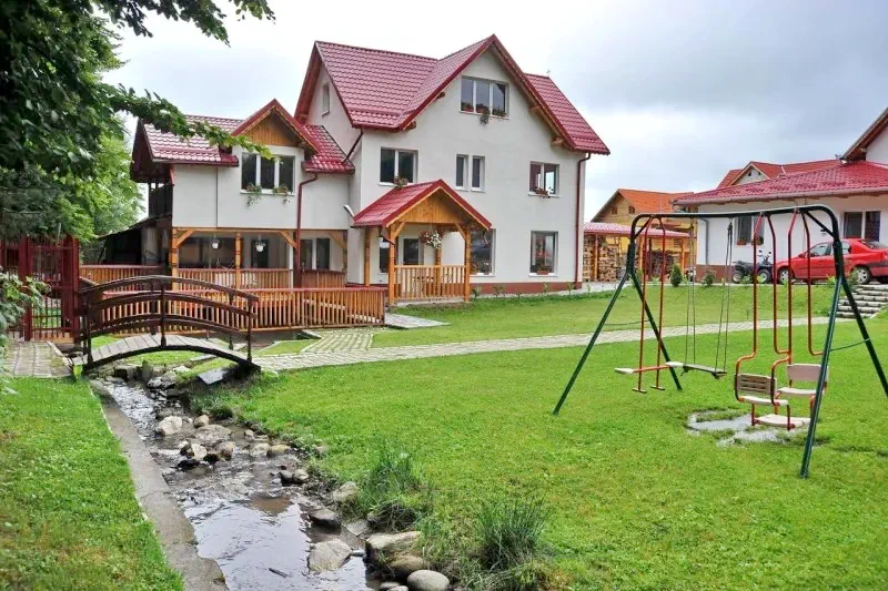 Sâmbăta de Sus Cazare | Motel (K0737-33) Imaginea poate fi supusă drepturilor de autor. Se recomandă contactarea titularului drepturilor.