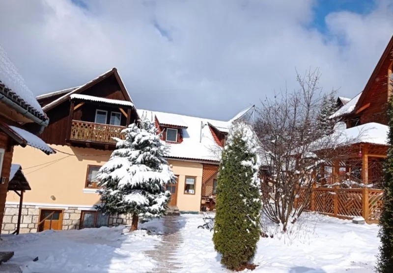 Borsec Cazare | Motel (K1236-33) Imaginea poate fi supusă drepturilor de autor. Se recomandă contactarea titularului drepturilor.