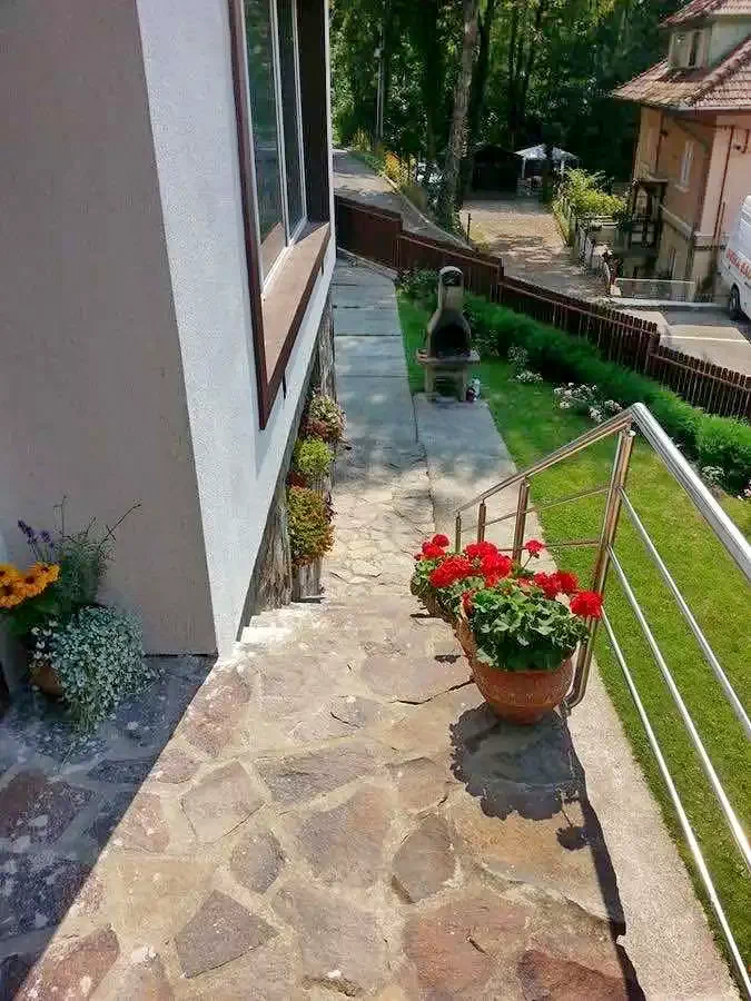 Sovata Cazare | Pensiune (K0680-34) Imaginea poate fi supusă drepturilor de autor. Se recomandă contactarea titularului drepturilor. Sovata Cazare | Pensiune (K0680-34) Imaginea poate fi supusă drepturilor de autor. Se recomandă contactarea titularului drepturilor.