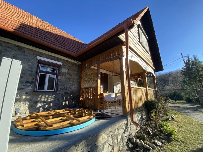 Valea Drăganului Cazare | Sat de vacanță (K0768-12) Imaginea poate fi supusă drepturilor de autor. Se recomandă contactarea titularului drepturilor.