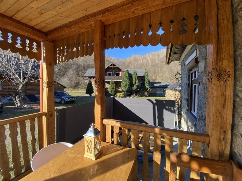 Valea Drăganului Cazare | Cabană (K0768-14) Imaginea poate fi supusă drepturilor de autor. Se recomandă contactarea titularului drepturilor.