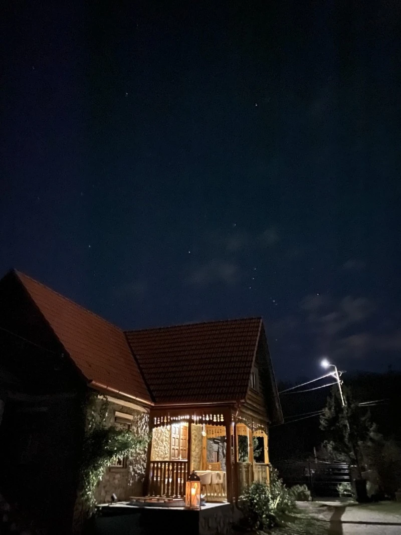 Valea Drăganului Cazare | Cabană (K0768-23) Imaginea poate fi supusă drepturilor de autor. Se recomandă contactarea titularului drepturilor.