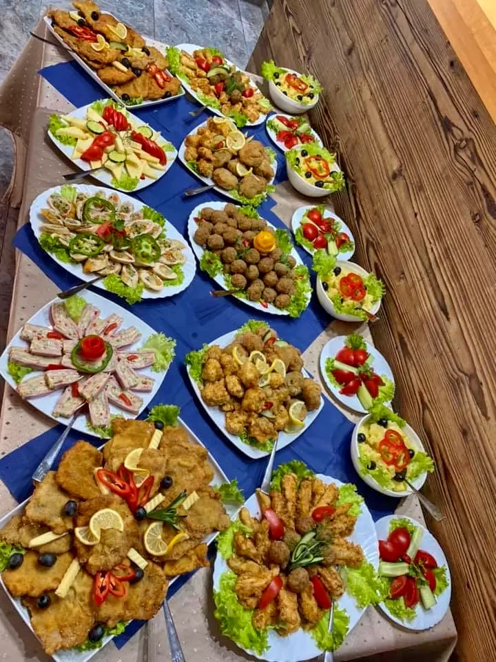 Târgu Secuiesc Cazare | Motel (K0823-12) Imaginea poate fi supusă drepturilor de autor. Se recomandă contactarea titularului drepturilor.