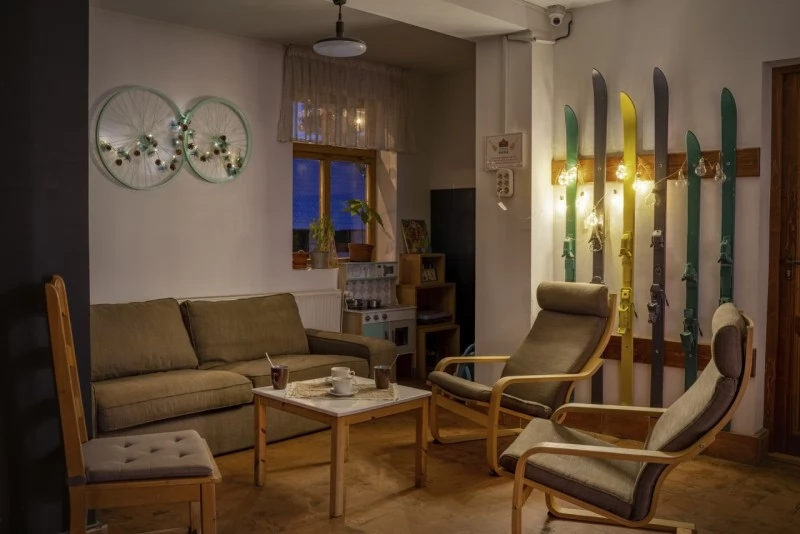 Harghita Madaras Cazare | Căsuțe tip camping (K1370-3) Imaginea poate fi supusă drepturilor de autor. Se recomandă contactarea titularului drepturilor.