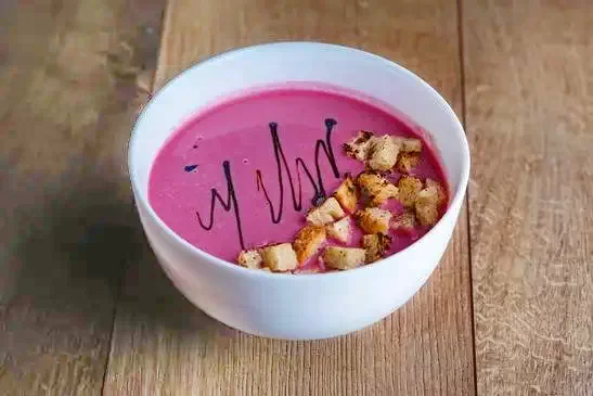 Cazare Harghita Madaras - Cabana Mădăraș** | Madarasi Hargita - Madarasi Menedékház** . Imaginea poate fi supusă drepturilor de autor. Se recomandă contactarea titularului drepturilor.