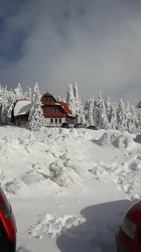 Harghita Madaras Cazare | Căsuțe tip camping (K1370-50) Imaginea poate fi supusă drepturilor de autor. Se recomandă contactarea titularului drepturilor.