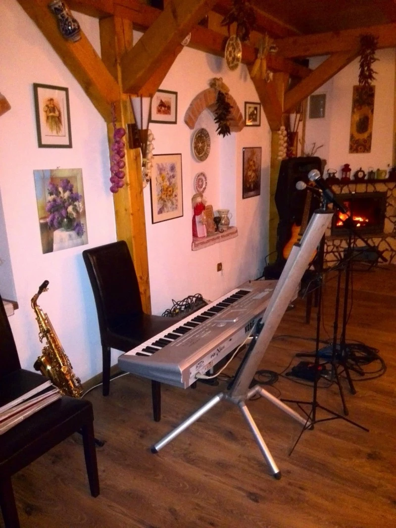 Rimetea Cazare | Pensiune (K0450-12) Imaginea poate fi supusă drepturilor de autor. Se recomandă contactarea titularului drepturilor.