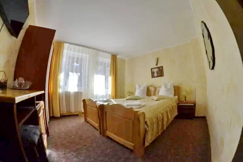 Predeal Cazare | Pensiune (K0785-34) Imaginea poate fi supusă drepturilor de autor. Se recomandă contactarea titularului drepturilor. Predeal Cazare | Pensiune (K0785-34) Imaginea poate fi supusă drepturilor de autor. Se recomandă contactarea titularului drepturilor.