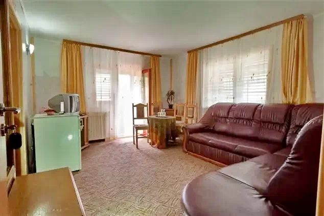 Predeal Cazare | Pensiune (K0785-44) Imaginea poate fi supusă drepturilor de autor. Se recomandă contactarea titularului drepturilor. Predeal Cazare | Pensiune (K0785-44) Imaginea poate fi supusă drepturilor de autor. Se recomandă contactarea titularului drepturilor.