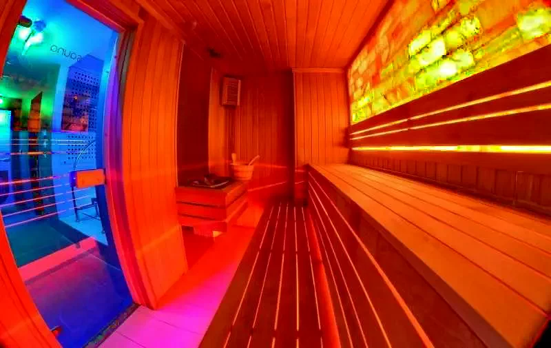 Timișoara Cazare | Hotel**** (K0911-35) Imaginea poate fi supusă drepturilor de autor. Se recomandă contactarea titularului drepturilor.