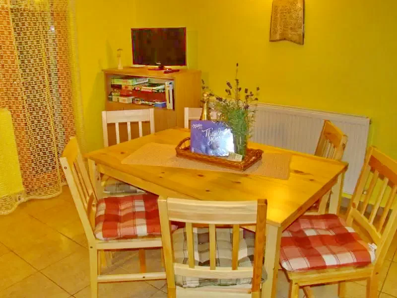 Praid Cazare | Cabană (K1213-3) Imaginea poate fi supusă drepturilor de autor. Se recomandă contactarea titularului drepturilor. Praid Cazare | Cabană (K1213-3) Imaginea poate fi supusă drepturilor de autor. Se recomandă contactarea titularului drepturilor.