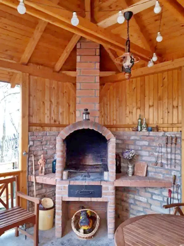 Parajd Szállás | Kulcsosház (K1213-18) A kép szerzői jogvédelem alatt állhat. Javasolt a kapcsolatfelvétel a jog tulajdonossal. Parajd Szállás | Kulcsosház (K1213-18) A kép szerzői jogvédelem alatt állhat. Javasolt a kapcsolatfelvétel a jog tulajdonossal.