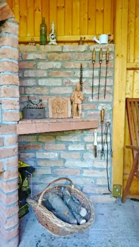 Praid Cazare | Cabană (K1213-19) Imaginea poate fi supusă drepturilor de autor. Se recomandă contactarea titularului drepturilor. Praid Cazare | Cabană (K1213-19) Imaginea poate fi supusă drepturilor de autor. Se recomandă contactarea titularului drepturilor.