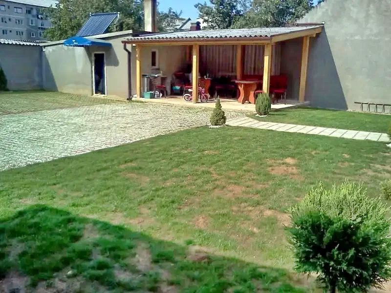 Sânmartin Cazare | Motel (K0430-16) Imaginea poate fi supusă drepturilor de autor. Se recomandă contactarea titularului drepturilor.