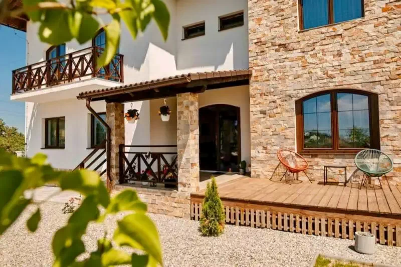 Sâmbăta de Sus Cazare | Motel (K1109-2) Imaginea poate fi supusă drepturilor de autor. Se recomandă contactarea titularului drepturilor.