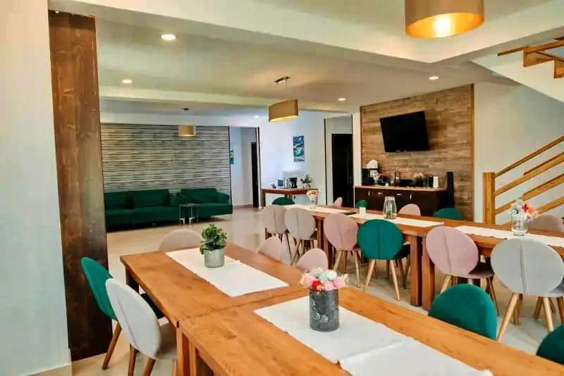 Sâmbăta de Sus Cazare | Motel (K1109-3) Imaginea poate fi supusă drepturilor de autor. Se recomandă contactarea titularului drepturilor.