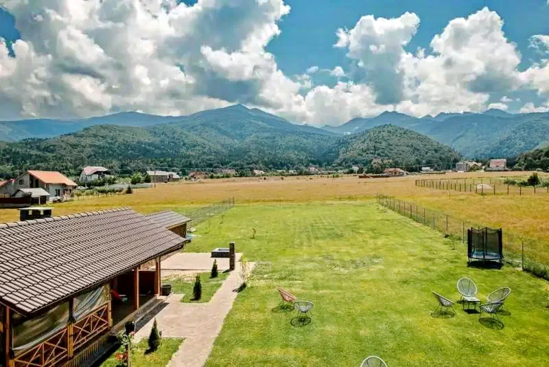 Sâmbăta de Sus Cazare | Motel (K1109-36) Imaginea poate fi supusă drepturilor de autor. Se recomandă contactarea titularului drepturilor.