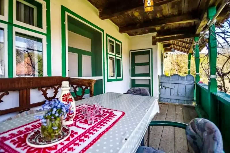 Șiclod Cazare | Cabană (K1112-10) Imaginea poate fi supusă drepturilor de autor. Se recomandă contactarea titularului drepturilor. Șiclod Cazare | Cabană (K1112-10) Imaginea poate fi supusă drepturilor de autor. Se recomandă contactarea titularului drepturilor.