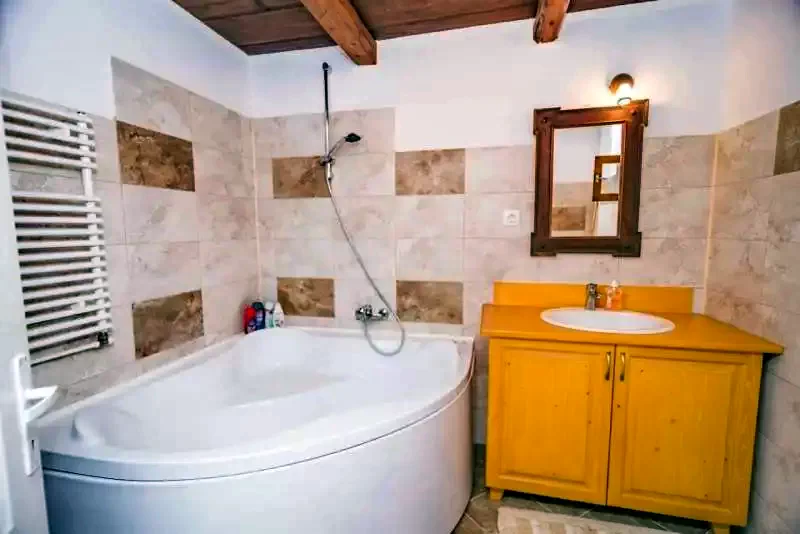 Șiclod Cazare | Cabană (K1112-32) Imaginea poate fi supusă drepturilor de autor. Se recomandă contactarea titularului drepturilor. Șiclod Cazare | Cabană (K1112-32) Imaginea poate fi supusă drepturilor de autor. Se recomandă contactarea titularului drepturilor.