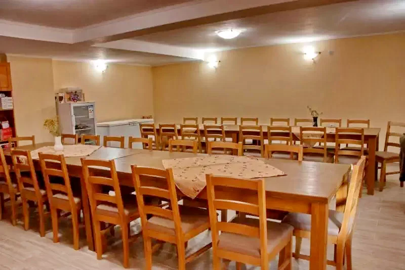 Lupeni Cazare | Hotel**** (K1353-4) Imaginea poate fi supusă drepturilor de autor. Se recomandă contactarea titularului drepturilor.