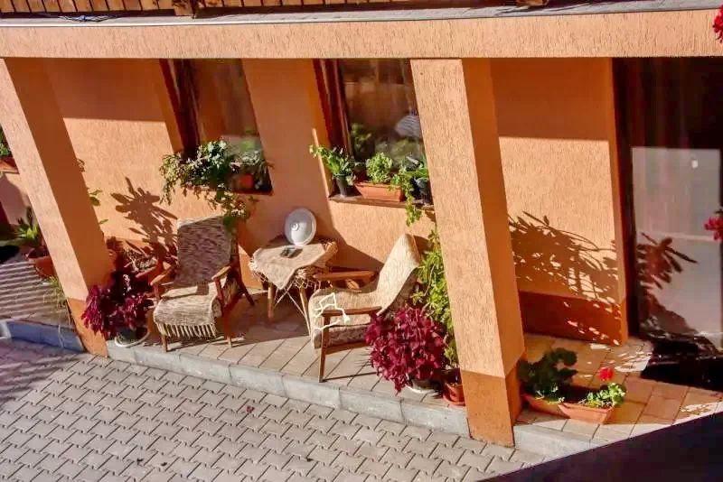 Lupeni Cazare | Hotel**** (K1353-14) Imaginea poate fi supusă drepturilor de autor. Se recomandă contactarea titularului drepturilor.