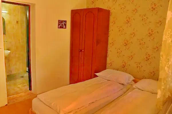 Cazare Padiș - Cabana Cetățile Ponorului*** | Padiș - Csodavár Panzió***. Imaginea poate fi supusă drepturilor de autor. Se recomandă contactarea titularului drepturilor.