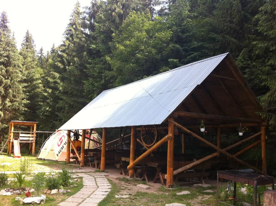 Cazare Padiș - Cabana Cetățile Ponorului*** | Padiș - Csodavár Panzió***. Imaginea poate fi supusă drepturilor de autor. Se recomandă contactarea titularului drepturilor.