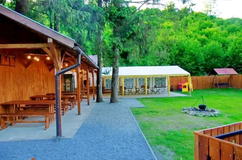 Miercurea Ciuc Cazare | Cabană (K0439-18) Imaginea poate fi supusă drepturilor de autor. Se recomandă contactarea titularului drepturilor. Miercurea Ciuc Cazare | Cabană (K0439-18) Imaginea poate fi supusă drepturilor de autor. Se recomandă contactarea titularului drepturilor.