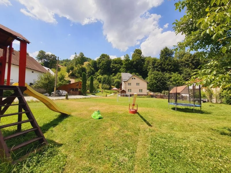 Törcsvár Szállás | Panzió (K0462-15) A kép szerzői jogvédelem alatt állhat. Javasolt a kapcsolatfelvétel a jog tulajdonossal. Törcsvár Szállás | Panzió (K0462-15) A kép szerzői jogvédelem alatt állhat. Javasolt a kapcsolatfelvétel a jog tulajdonossal.