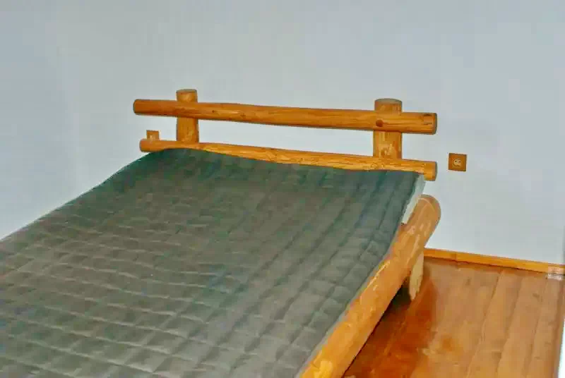 Izvoare Cazare | Cabană (K0674-15) Imaginea poate fi supusă drepturilor de autor. Se recomandă contactarea titularului drepturilor. Izvoare Cazare | Cabană (K0674-15) Imaginea poate fi supusă drepturilor de autor. Se recomandă contactarea titularului drepturilor.