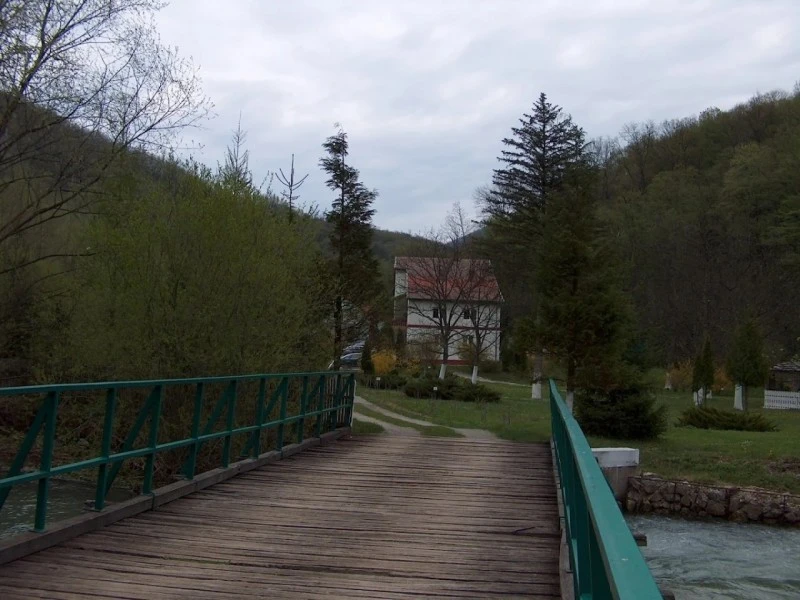 Szászkabánya Szállás | Vendégház (K0580-16) A kép szerzői jogvédelem alatt állhat. Javasolt a kapcsolatfelvétel a jog tulajdonossal.