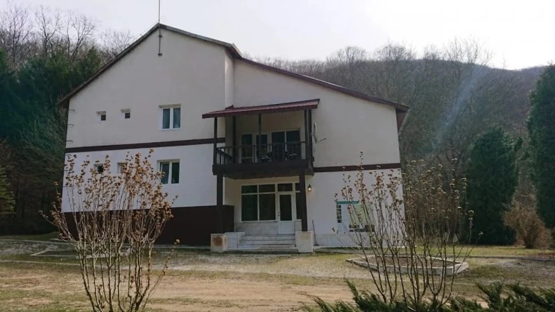 Sasca Montană Cazare | Casă de oaspeți (K0580-23) Imaginea poate fi supusă drepturilor de autor. Se recomandă contactarea titularului drepturilor.