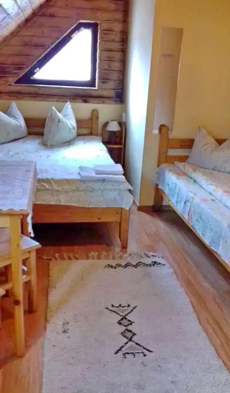 Parajd Szállás | Panzió (K0271-25) A kép szerzői jogvédelem alatt állhat. Javasolt a kapcsolatfelvétel a jog tulajdonossal. Parajd Szállás | Panzió (K0271-25) A kép szerzői jogvédelem alatt állhat. Javasolt a kapcsolatfelvétel a jog tulajdonossal.