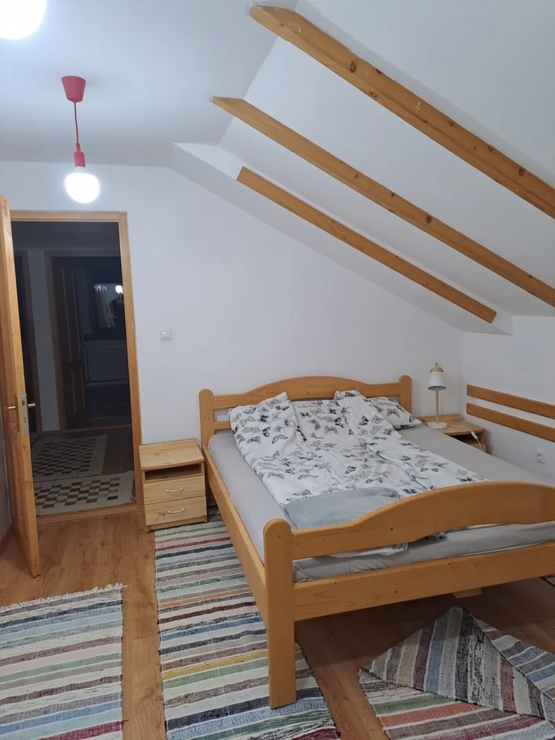 Szenéte Szállás | Kulcsosház (K1506-12) A kép szerzői jogvédelem alatt állhat. Javasolt a kapcsolatfelvétel a jog tulajdonossal. Szenéte Szállás | Kulcsosház (K1506-12) A kép szerzői jogvédelem alatt állhat. Javasolt a kapcsolatfelvétel a jog tulajdonossal.