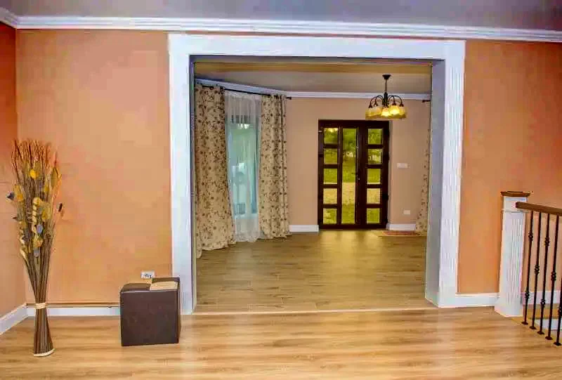 Hațeg Cazare | Sat de vacanță (K0262-8) Imaginea poate fi supusă drepturilor de autor. Se recomandă contactarea titularului drepturilor.