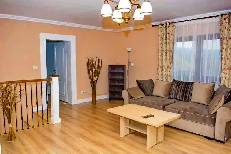 Hátszeg Szállás | Kulcsosház (K0262-20) A kép szerzői jogvédelem alatt állhat. Javasolt a kapcsolatfelvétel a jog tulajdonossal.