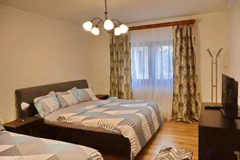 Hațeg Cazare | Sat de vacanță (K0262-26) Imaginea poate fi supusă drepturilor de autor. Se recomandă contactarea titularului drepturilor.