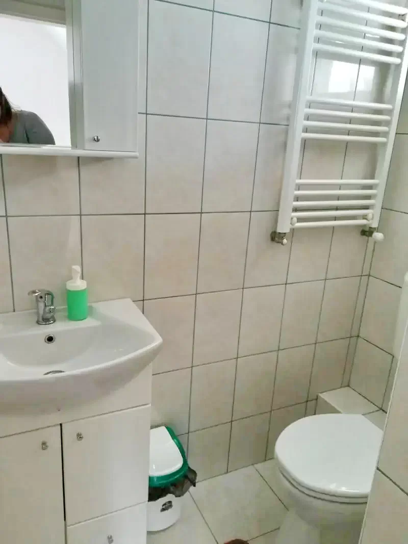 Kecset Szállás | Kulcsosház (K1302-14) A kép szerzői jogvédelem alatt állhat. Javasolt a kapcsolatfelvétel a jog tulajdonossal. Kecset Szállás | Kulcsosház (K1302-14) A kép szerzői jogvédelem alatt állhat. Javasolt a kapcsolatfelvétel a jog tulajdonossal.