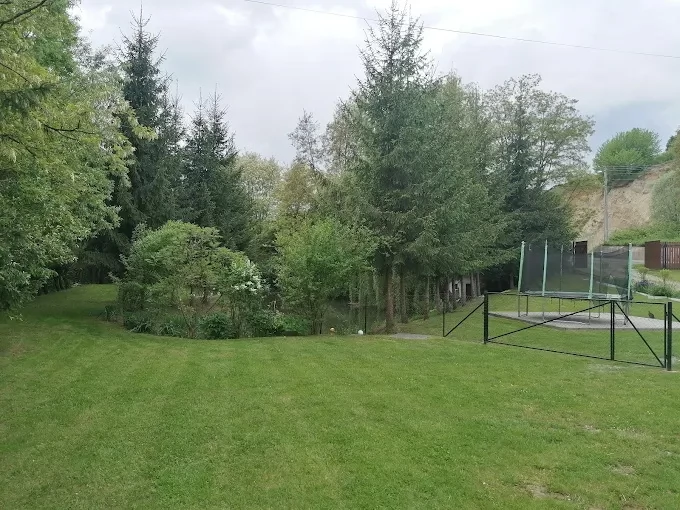 Kecset Szállás | Üdülőfalu (K1302-62) A kép szerzői jogvédelem alatt állhat. Javasolt a kapcsolatfelvétel a jog tulajdonossal.